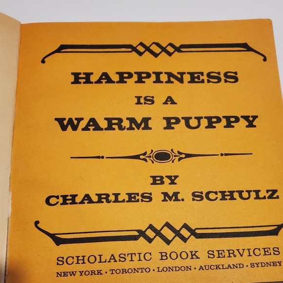 Happiness Is A Warm Puppy First Print Snoopy Paperback Book '70 Charles Schulz - Picture 10 of 13